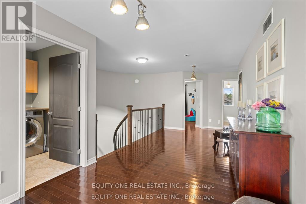 133 Arbourbrook Boulevard, Ottawa, ON - Indoor Photo Showing Other Room