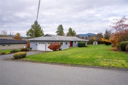 6327 Lansdowne Pl Duncan, BC V9L 5R2