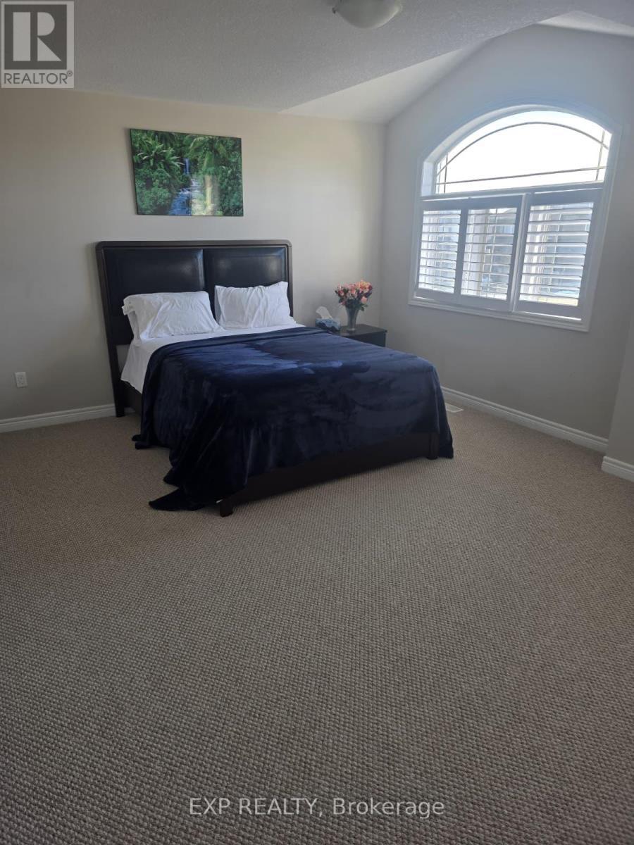228 Greti Drive, Hamilton, ON - Indoor Photo Showing Bedroom