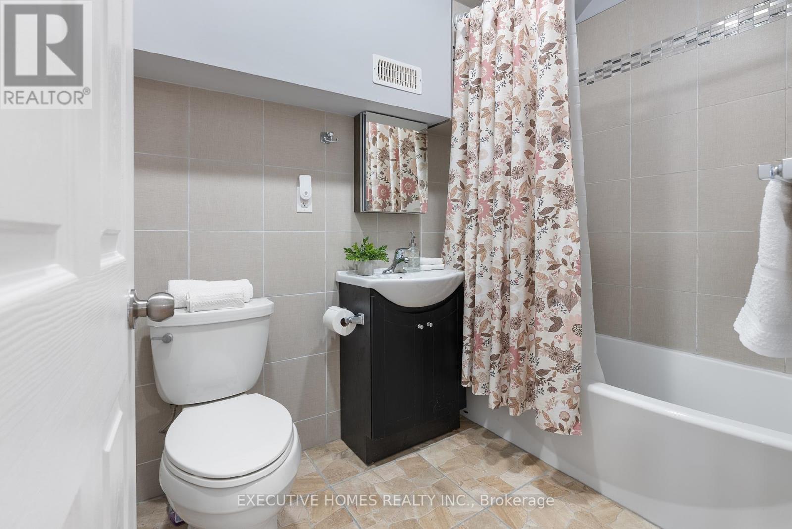 582 Upper James Street, Hamilton, ON