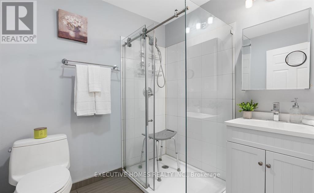 582 Upper James Street, Hamilton, ON