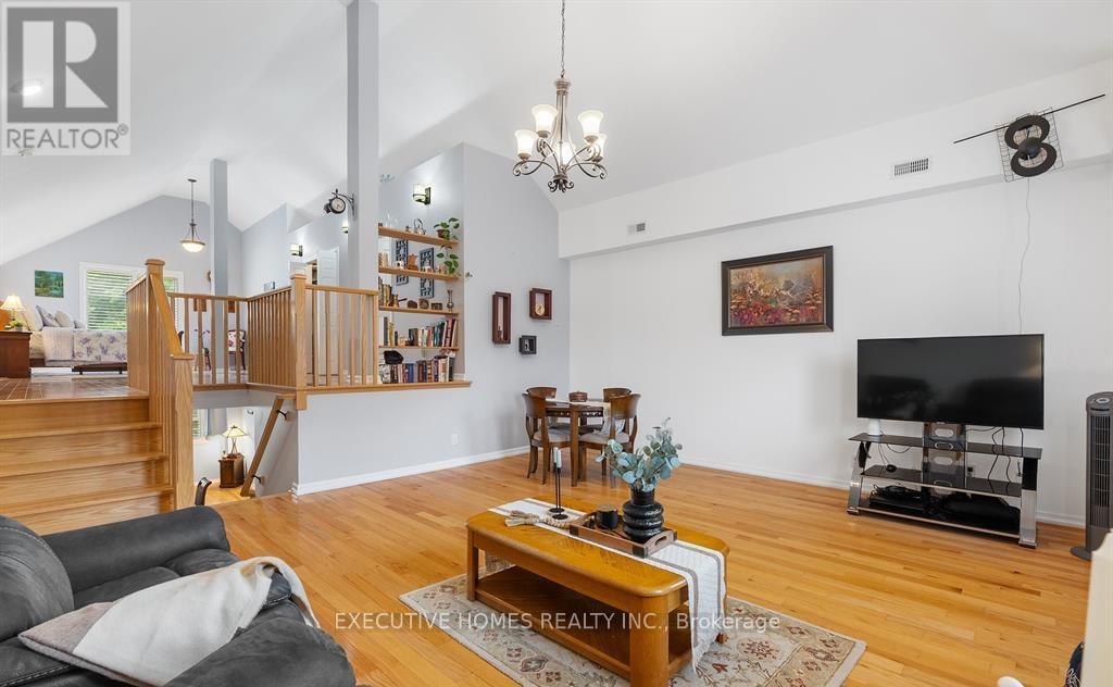 582 Upper James Street, Hamilton, ON