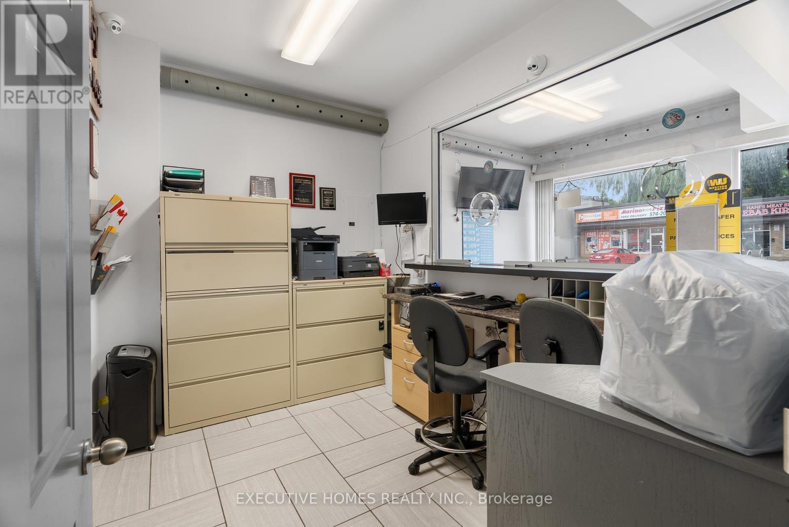 582 Upper James Street, Hamilton, ON