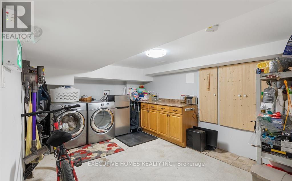 582 Upper James Street, Hamilton, ON