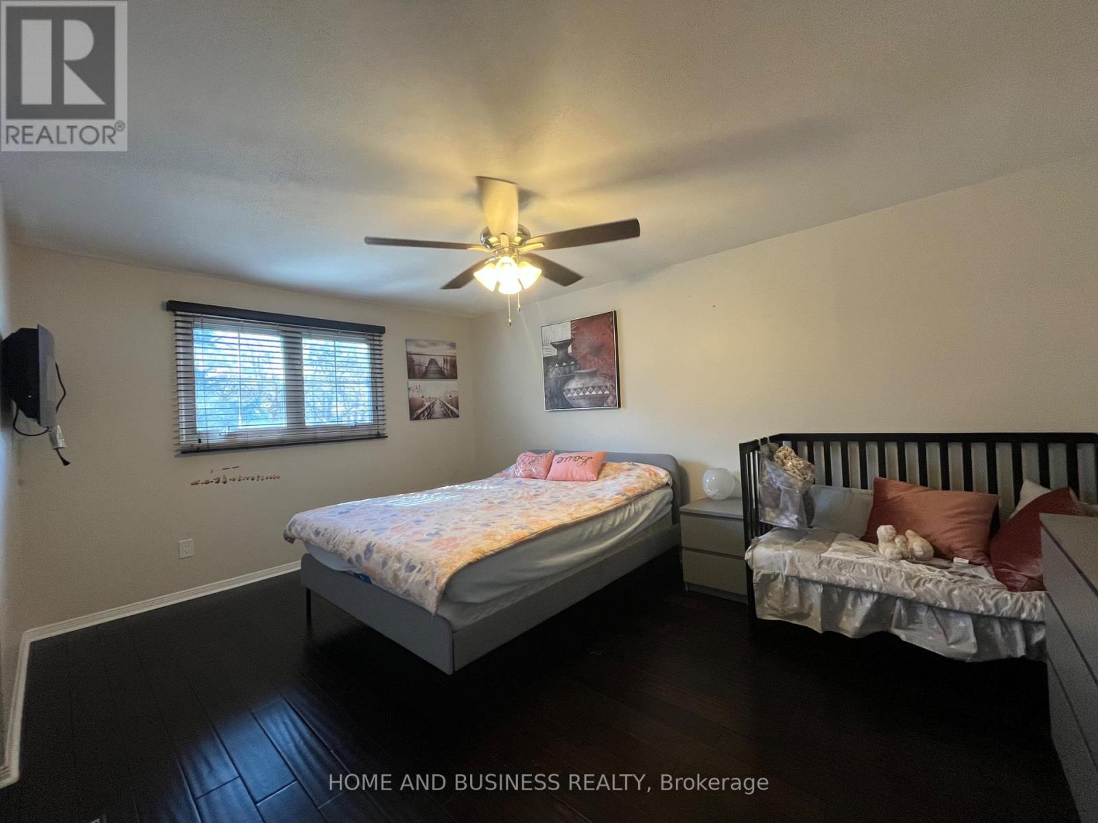 2639 Hayford Court, Mississauga, ON - Indoor Photo Showing Bedroom