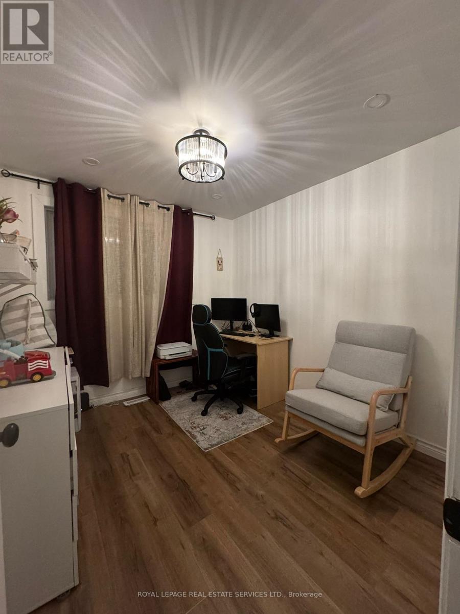 30 Obermeyer Drive, Kitchener, ON - Indoor