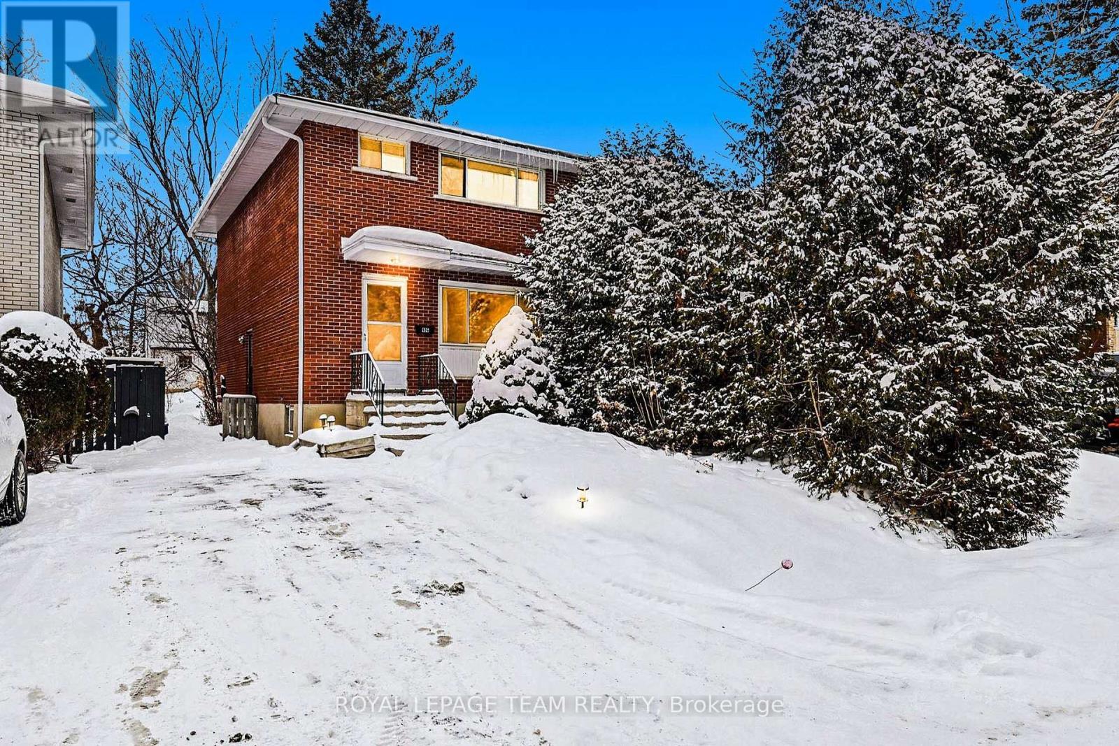 906 Ivanhoe Avenue, Ottawa, ON - Outdoor