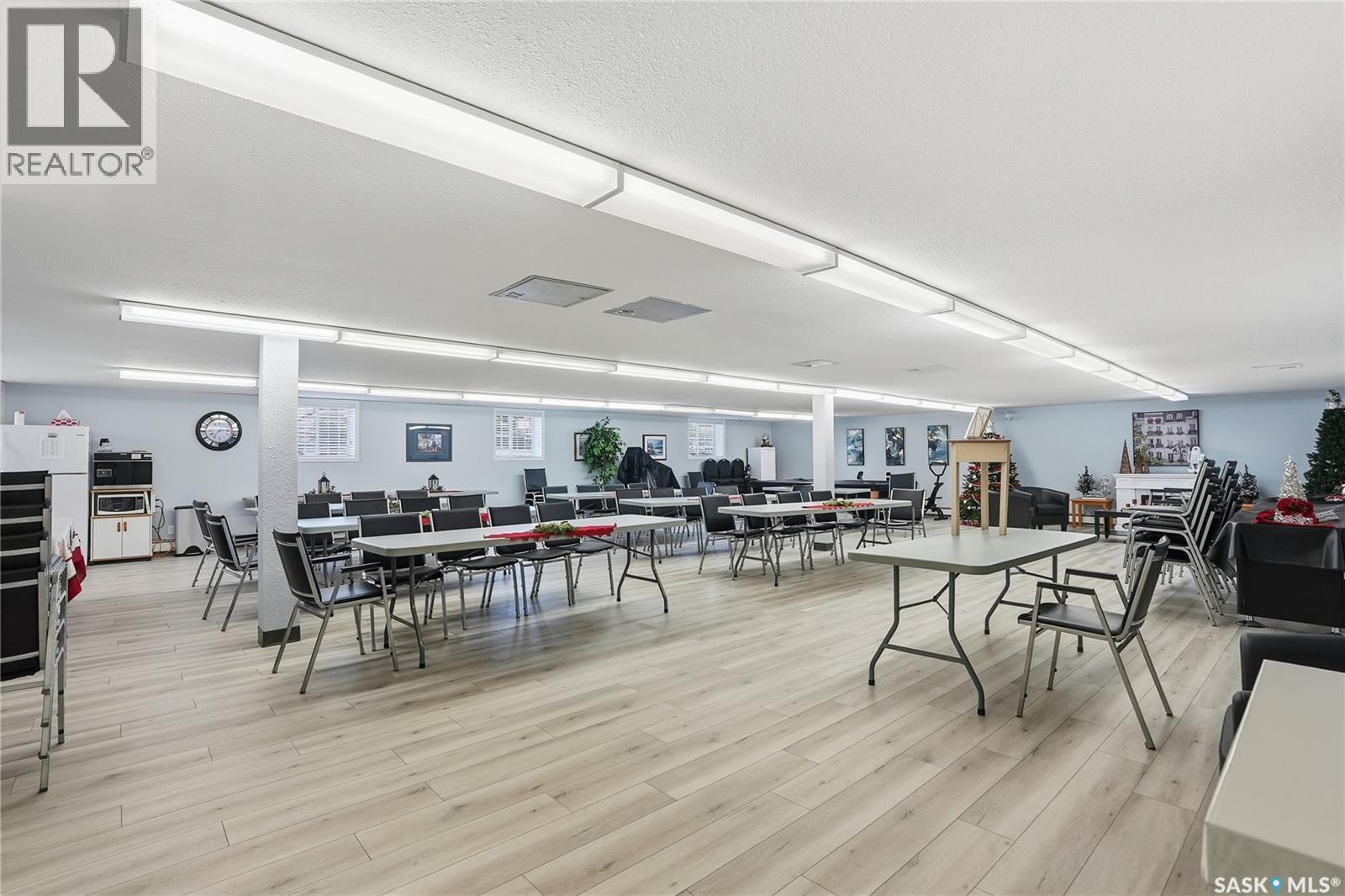 111 103 Keevil Crescent, Saskatoon, SK - Indoor