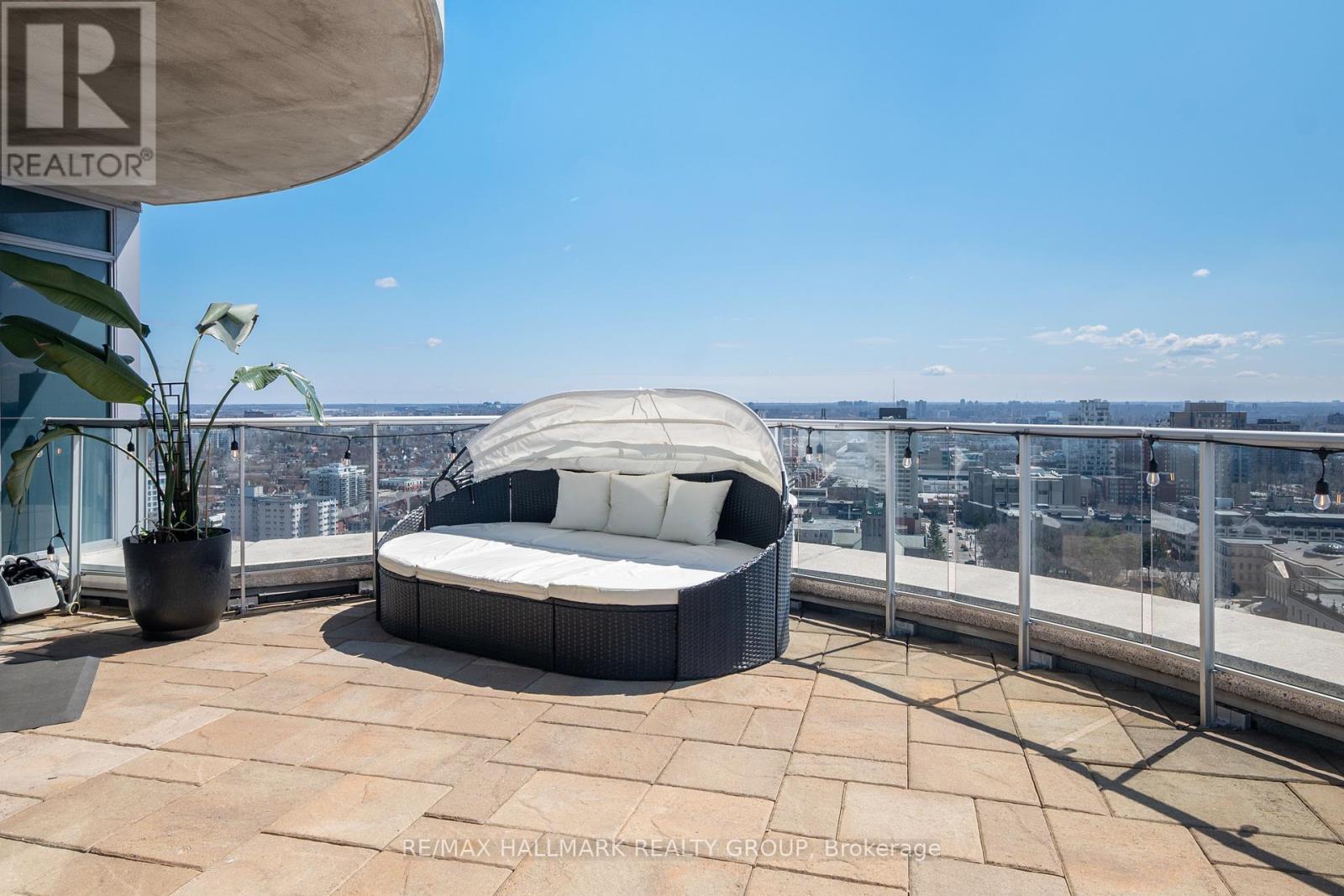 2701 - 195 Besserer Street, Ottawa, ON - Outdoor