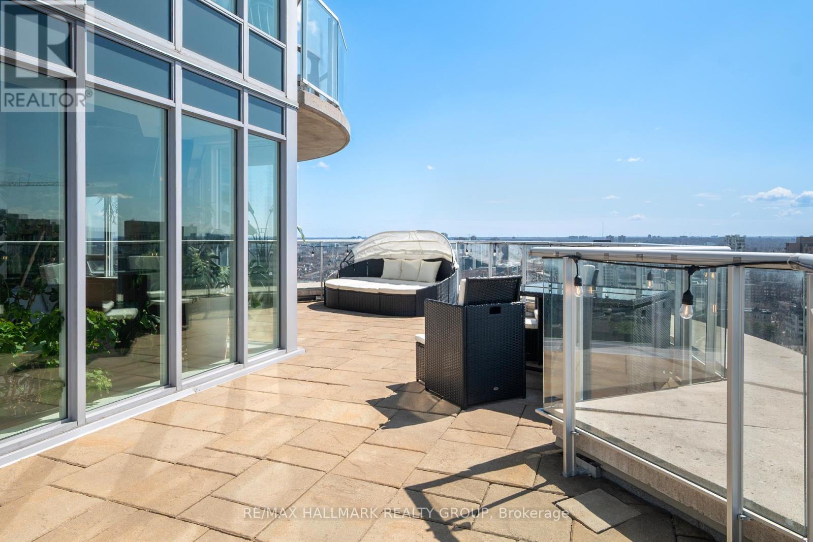 2701 - 195 Besserer Street, Ottawa, ON - Outdoor With Exterior