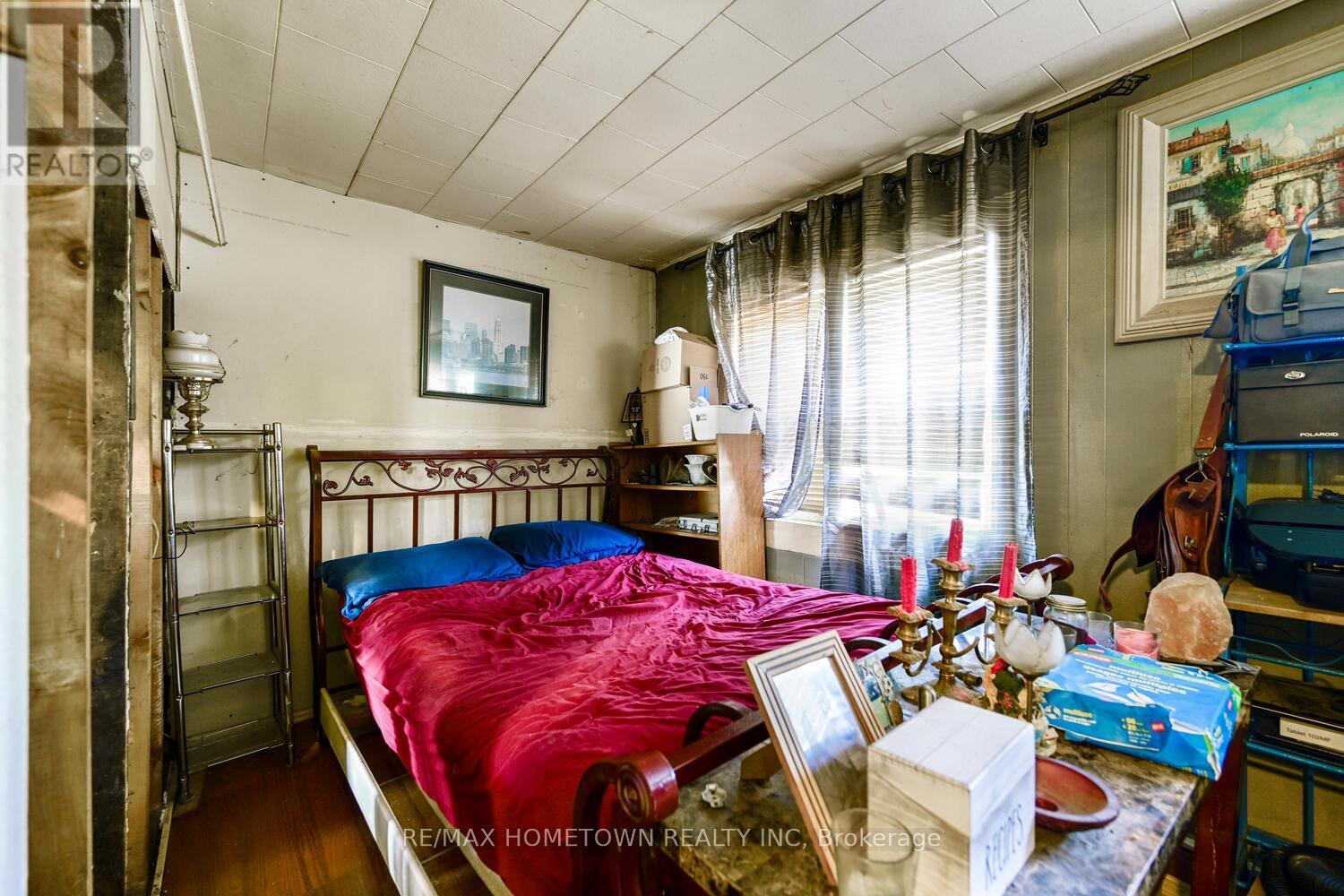 44 Stewart Boulevard, Brockville, ON - Indoor Photo Showing Bedroom