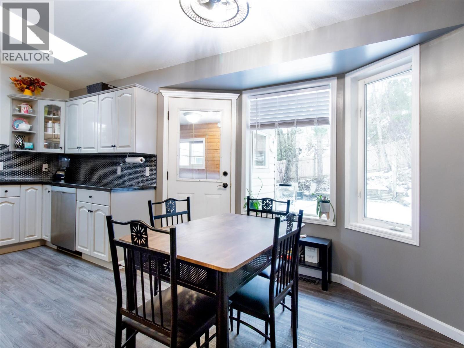 2876 Juniper Crescent, Blind Bay, BC - Indoor Photo Showing Other Room