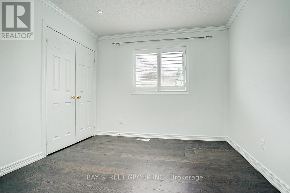 52 Whitewater Street, Whitby, ON - Indoor Photo Showing Other Room