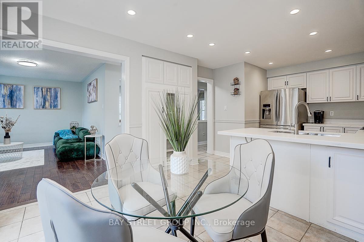 52 Whitewater Street, Whitby, ON - Indoor