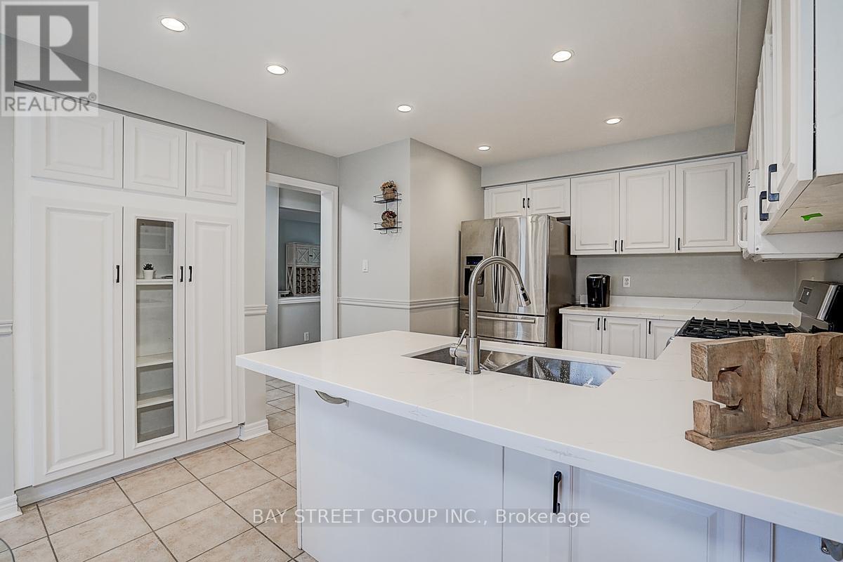52 Whitewater Street, Whitby, ON - Indoor Photo Showing Kitchen With Double Sink