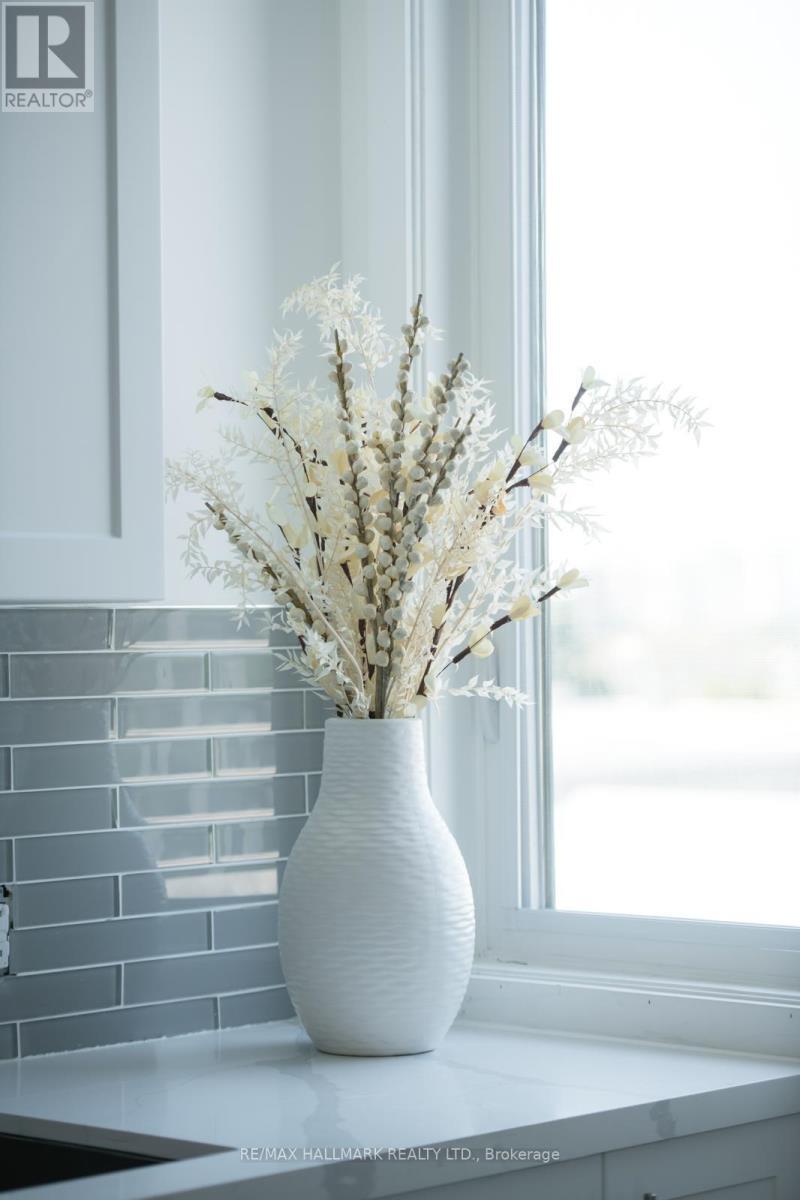 3 - 1499 O'Connor Drive, Toronto, ON -