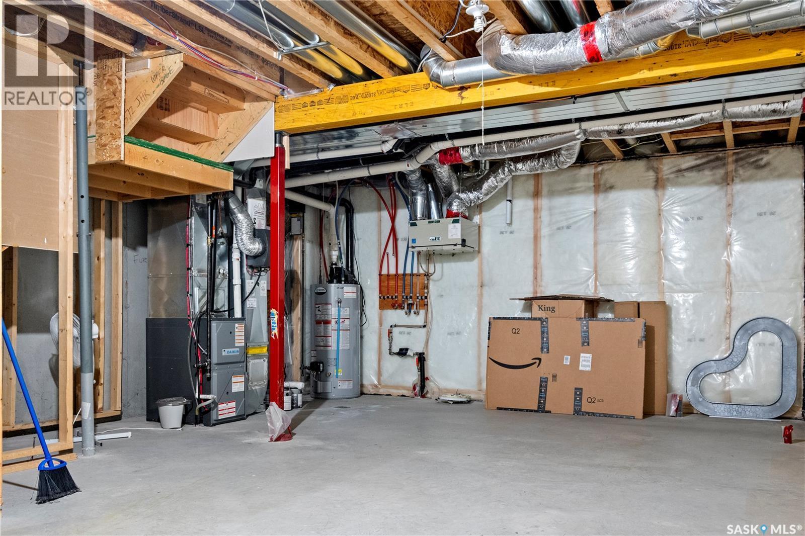 4372 James Hill Road, Regina, SK - Indoor Photo Showing Basement