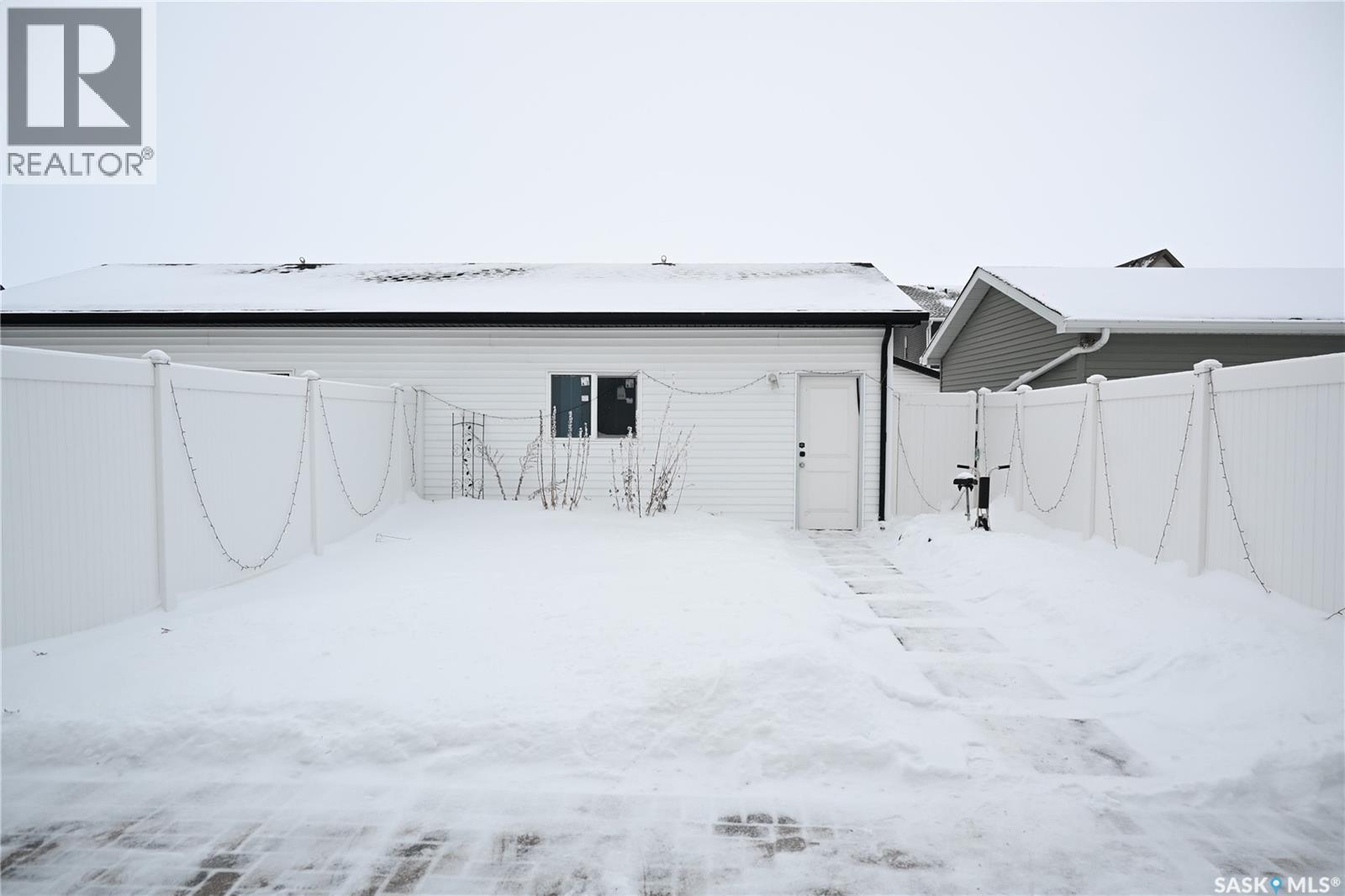 4372 James Hill Road, Regina, SK - Outdoor