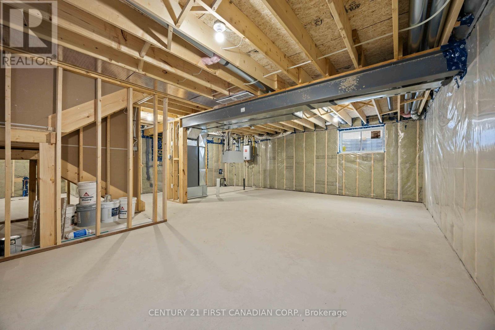 656 Ketter Way, Plympton-Wyoming (Plympton Wyoming), ON - Indoor Photo Showing Basement