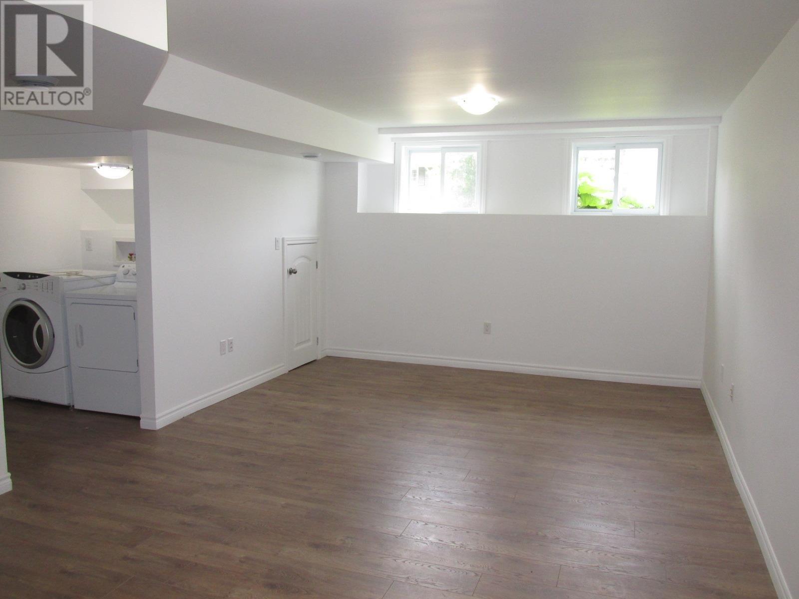 36A Valley Cres, Elliot Lake, ON - Indoor Photo Showing Laundry Room