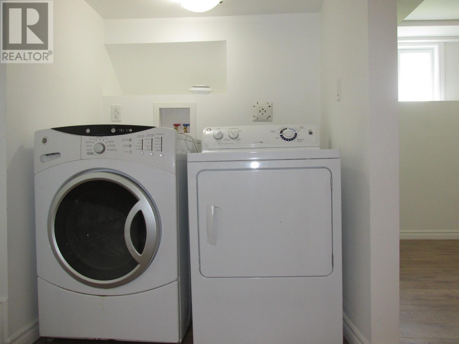 36A Valley Cres, Elliot Lake, ON - Indoor Photo Showing Laundry Room