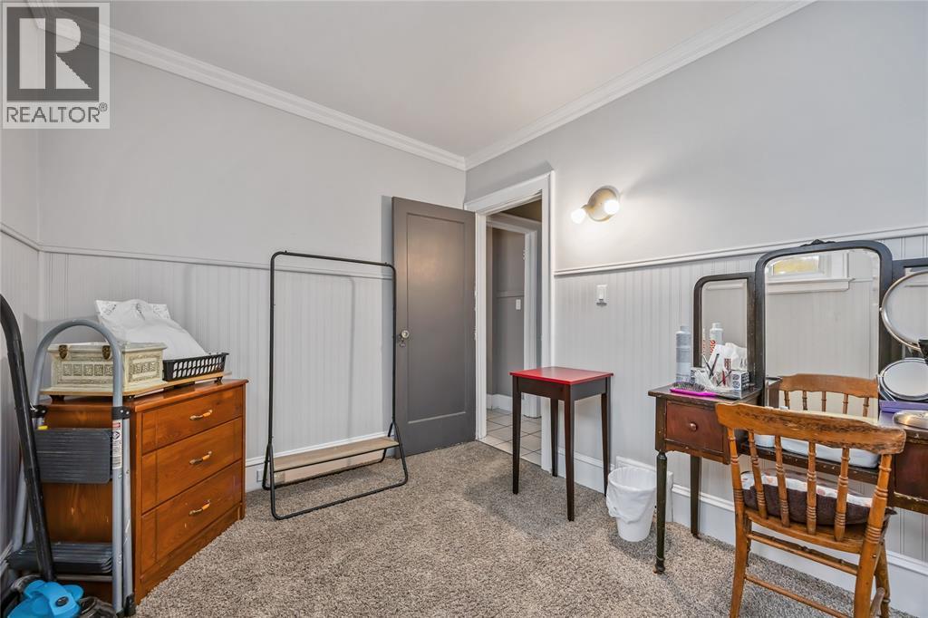 356 Talfourd Street, Sarnia, ON - Indoor Photo Showing Bedroom