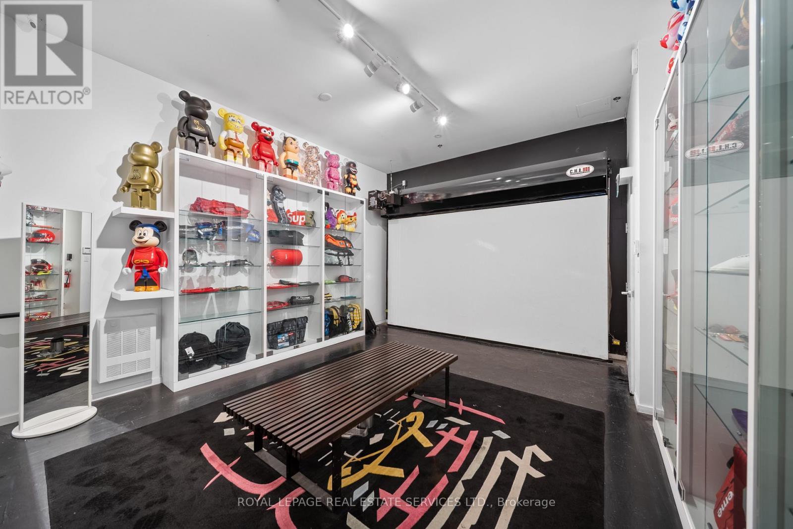 Main Floor - 273 Queen Street W, Toronto, ON