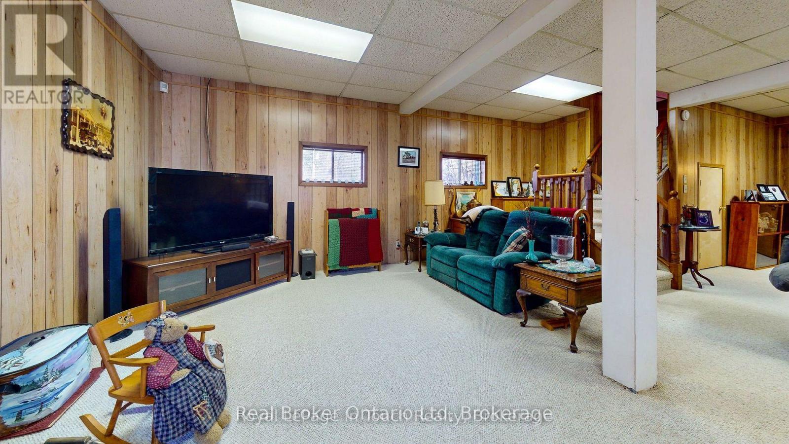 14 Seneca Crescent, Tiny, ON - Indoor Photo Showing Basement