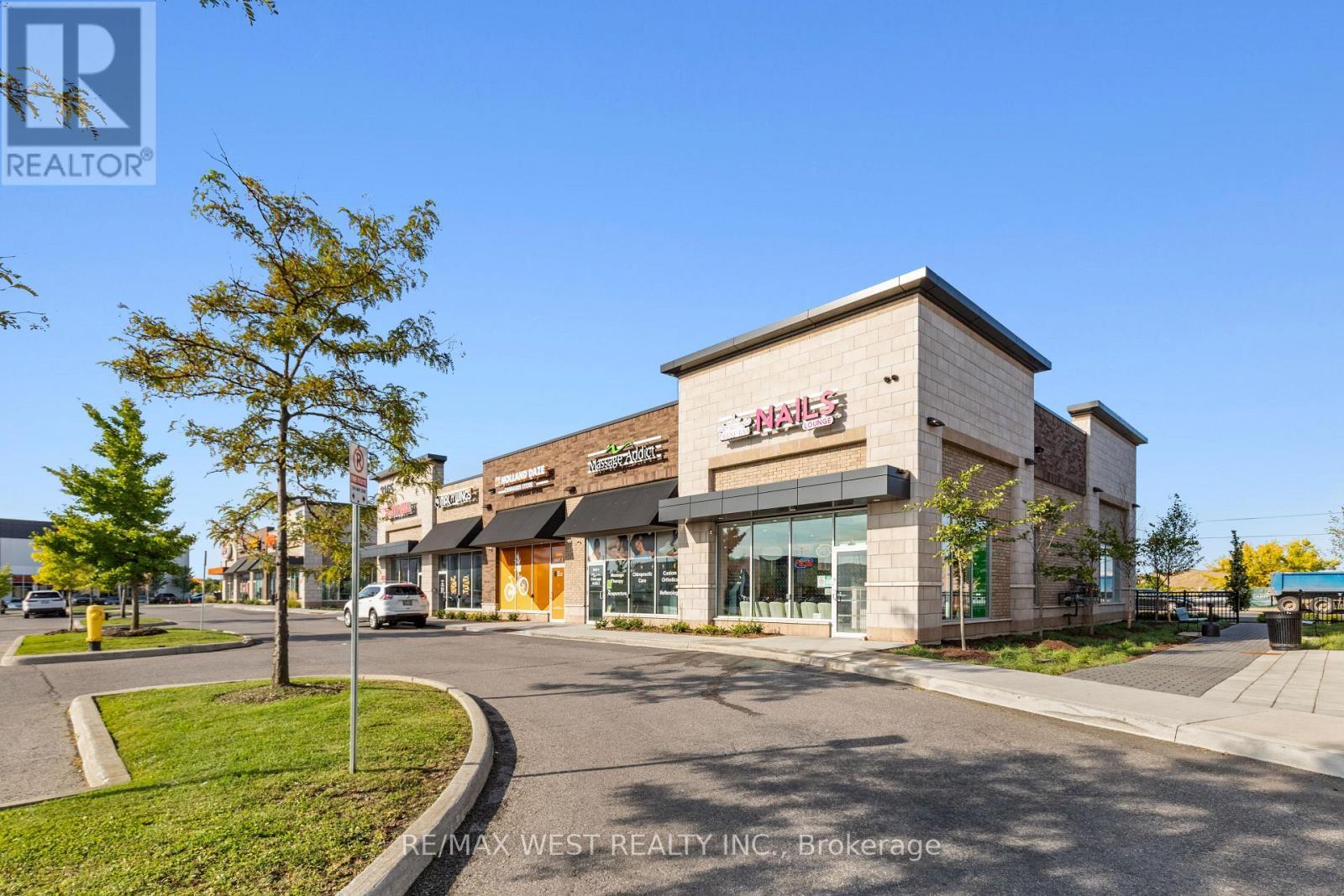 C5 - 3165 Markham Road, Toronto, ON