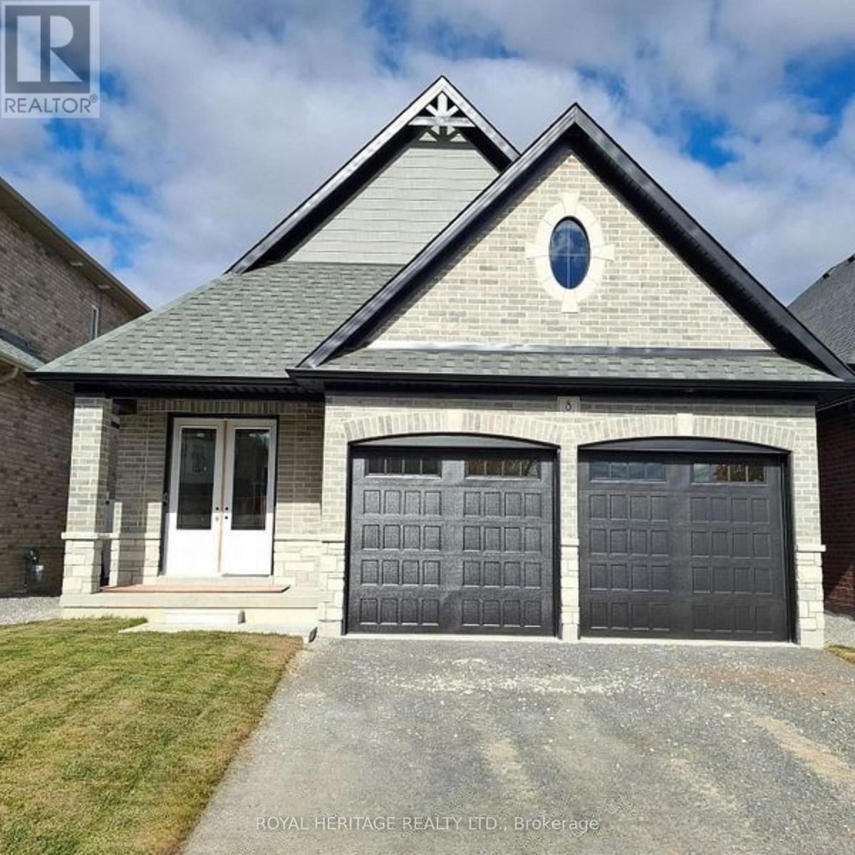 8 St Augustine Drive, Whitby, ON - Outdoor