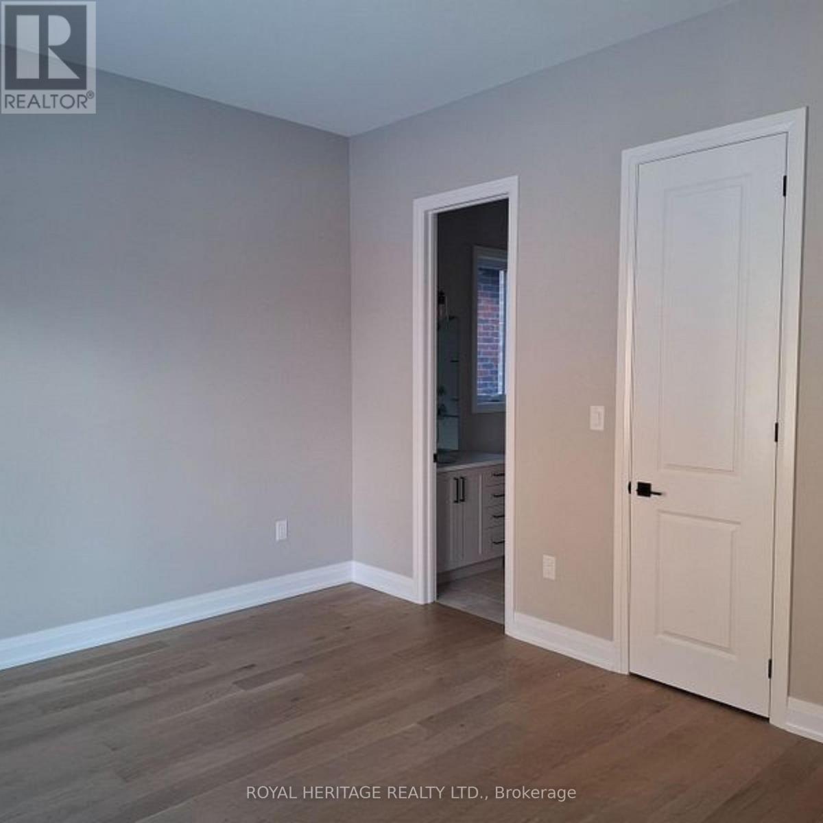 8 St Augustine Drive, Whitby, ON - Indoor Photo Showing Other Room