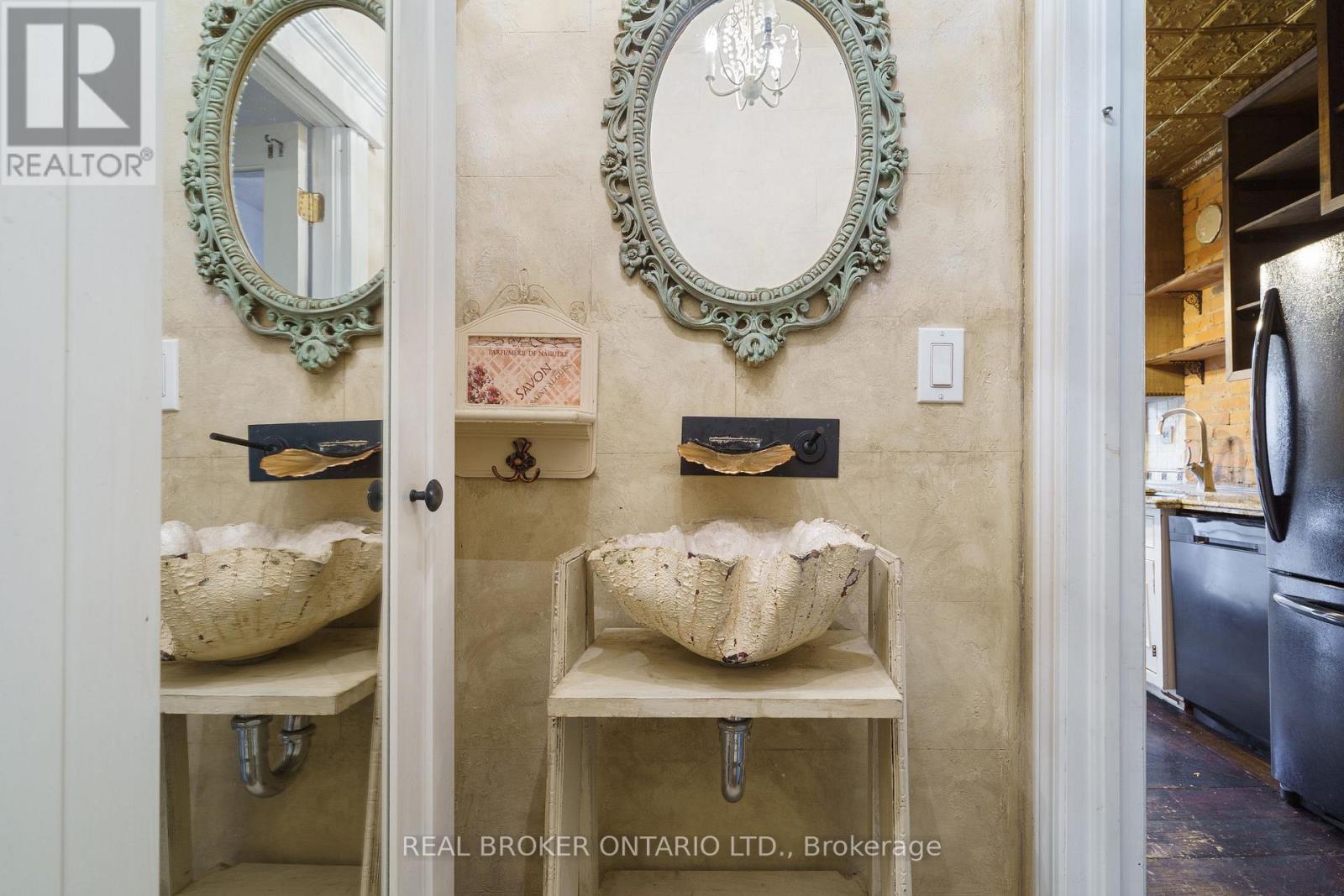 125 Grant Avenue, Hamilton, ON -