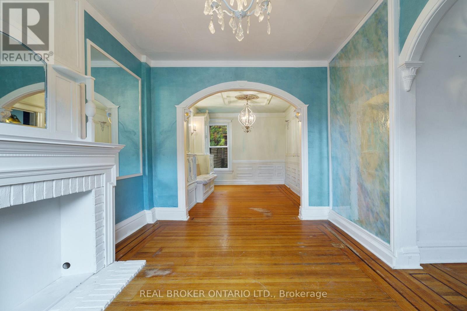 125 Grant Avenue, Hamilton, ON - Indoor Photo Showing Other Room