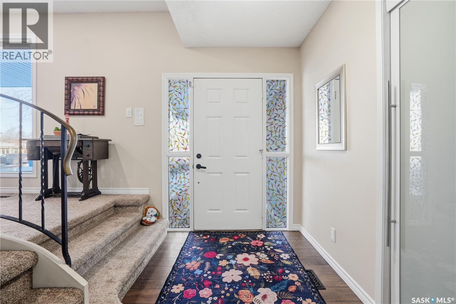 219 Sunset Drive, Regina, SK - Indoor Photo Showing Other Room