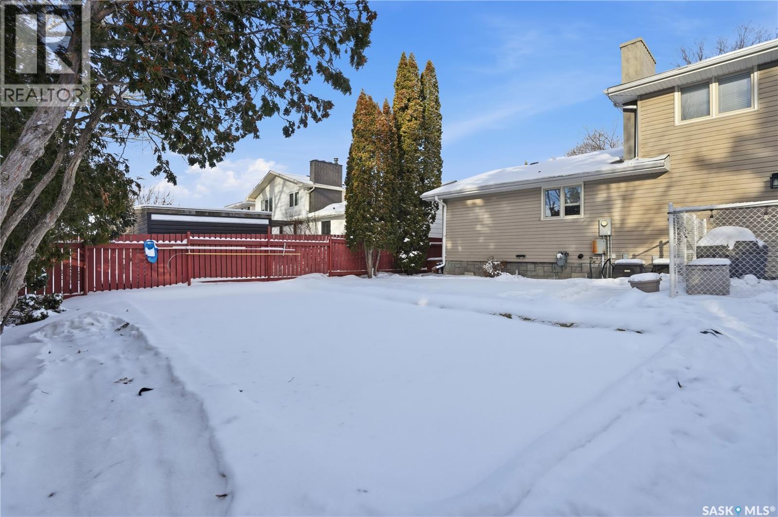 219 Sunset Drive, Regina, SK - Outdoor