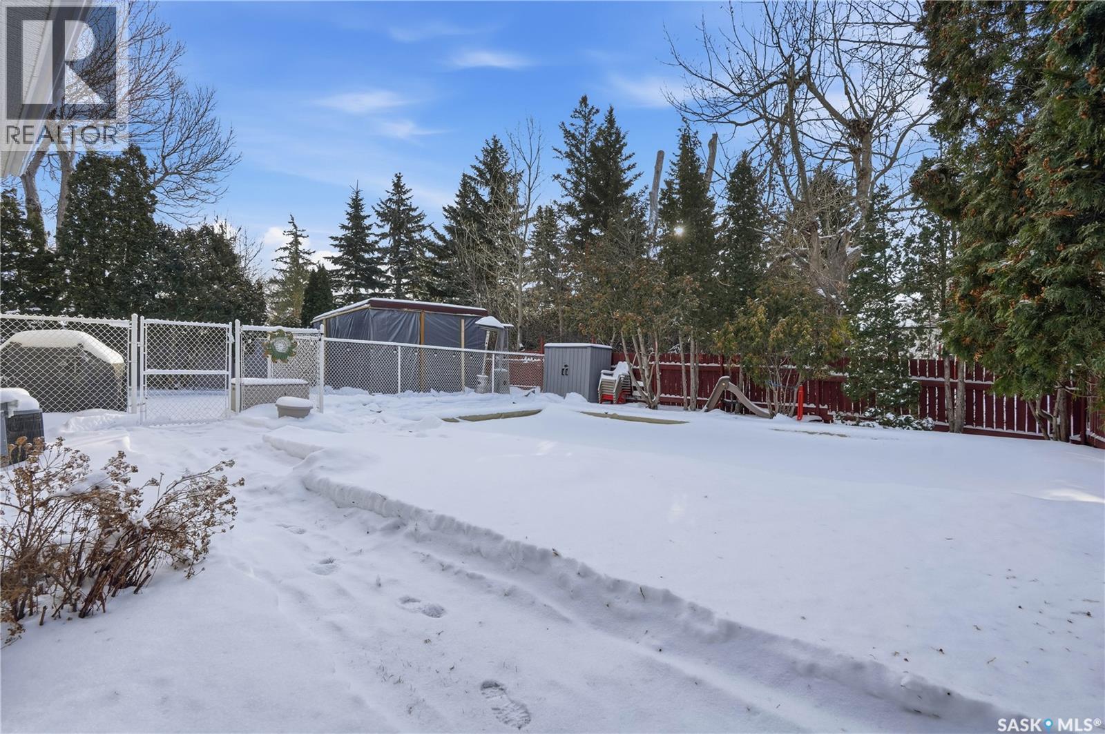 219 Sunset Drive, Regina, SK - Outdoor