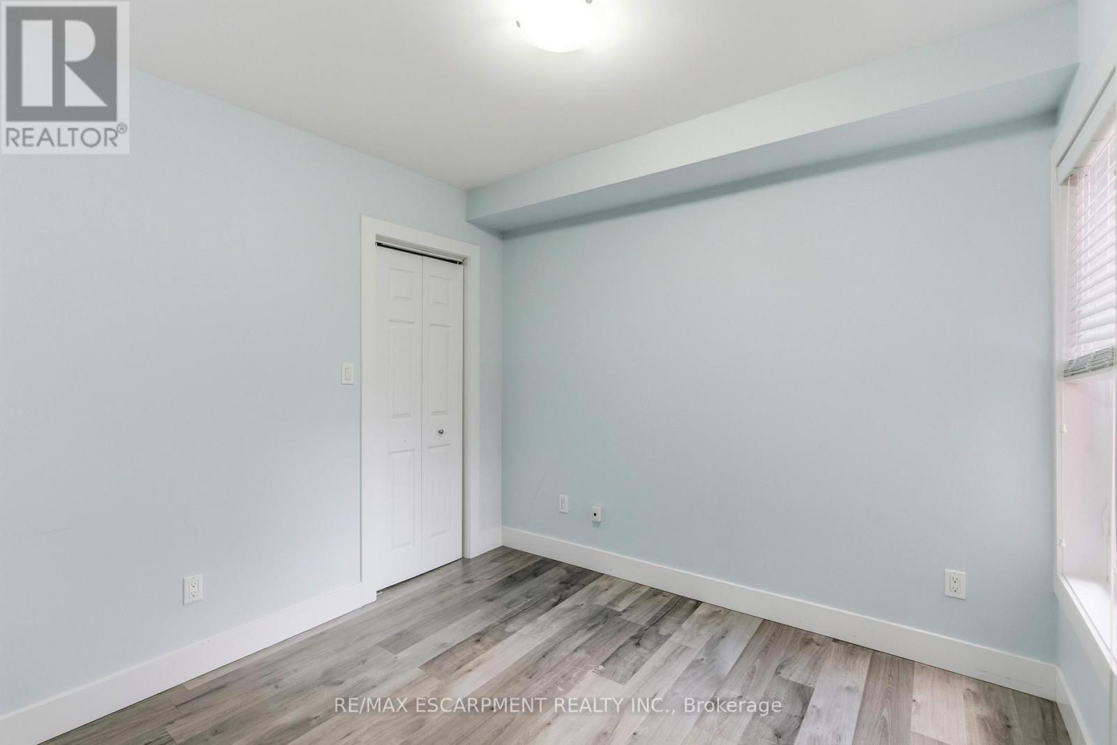 199 Jackson Street E, Hamilton, ON - Indoor Photo Showing Other Room