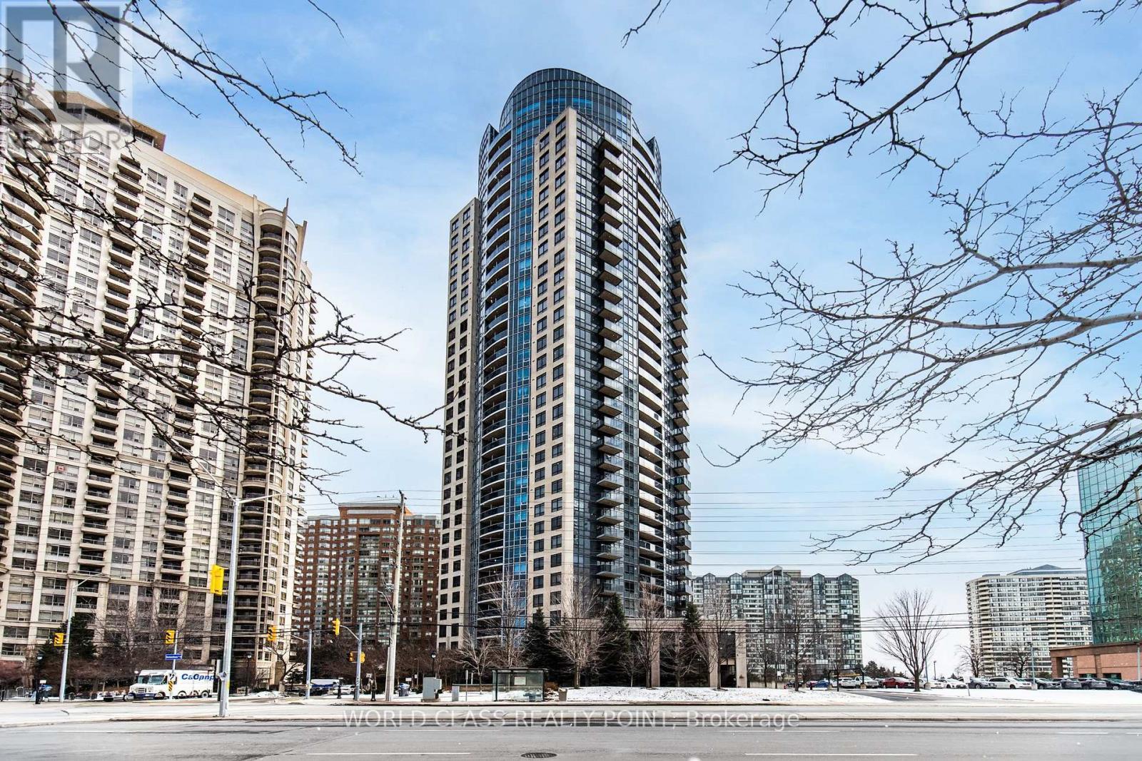 1402 - 330 Burnhamthorpe Road W, Mississauga, ON - Outdoor With Facade