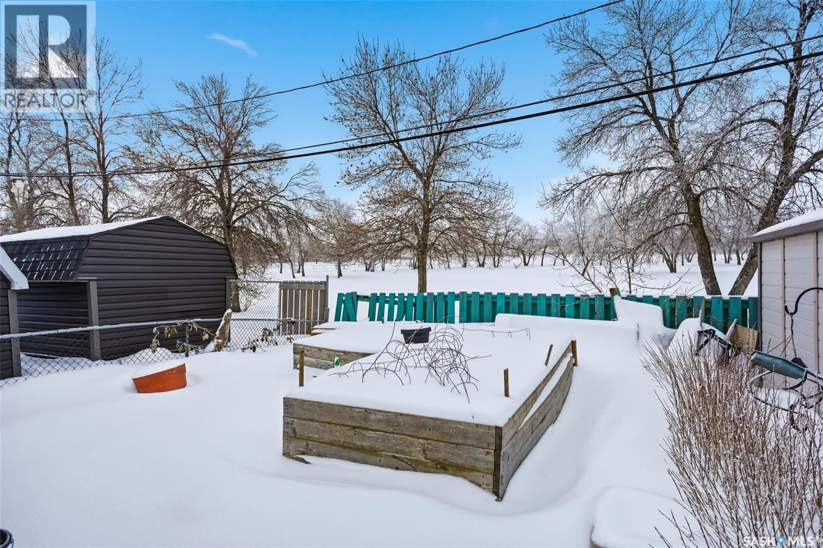 3111 Avonhurst Drive, Regina, SK - Outdoor