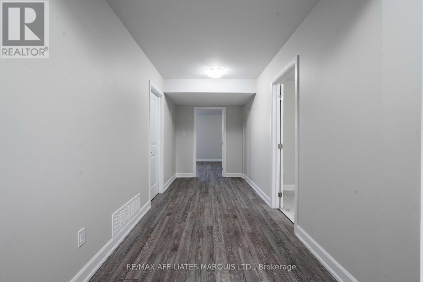 100 Woodland Drive, Cornwall, ON - Indoor Photo Showing Other Room