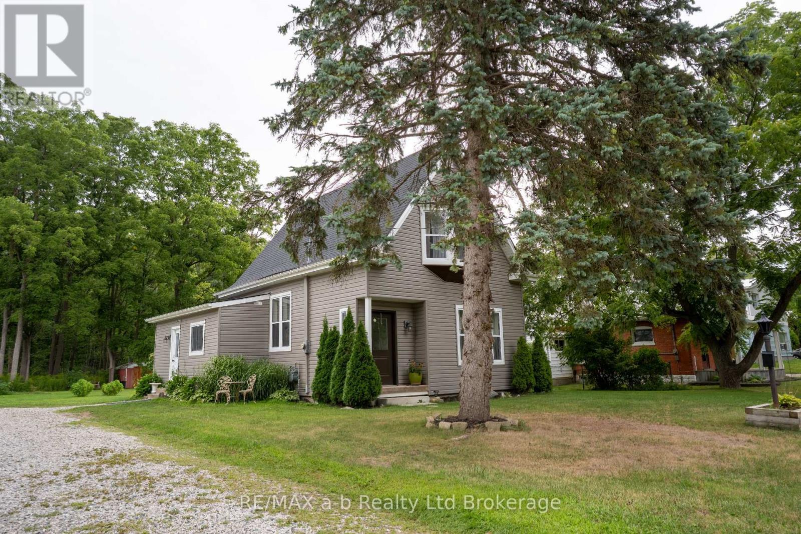 14 Old Vienna Road, Tillsonburg, ON - Outdoor