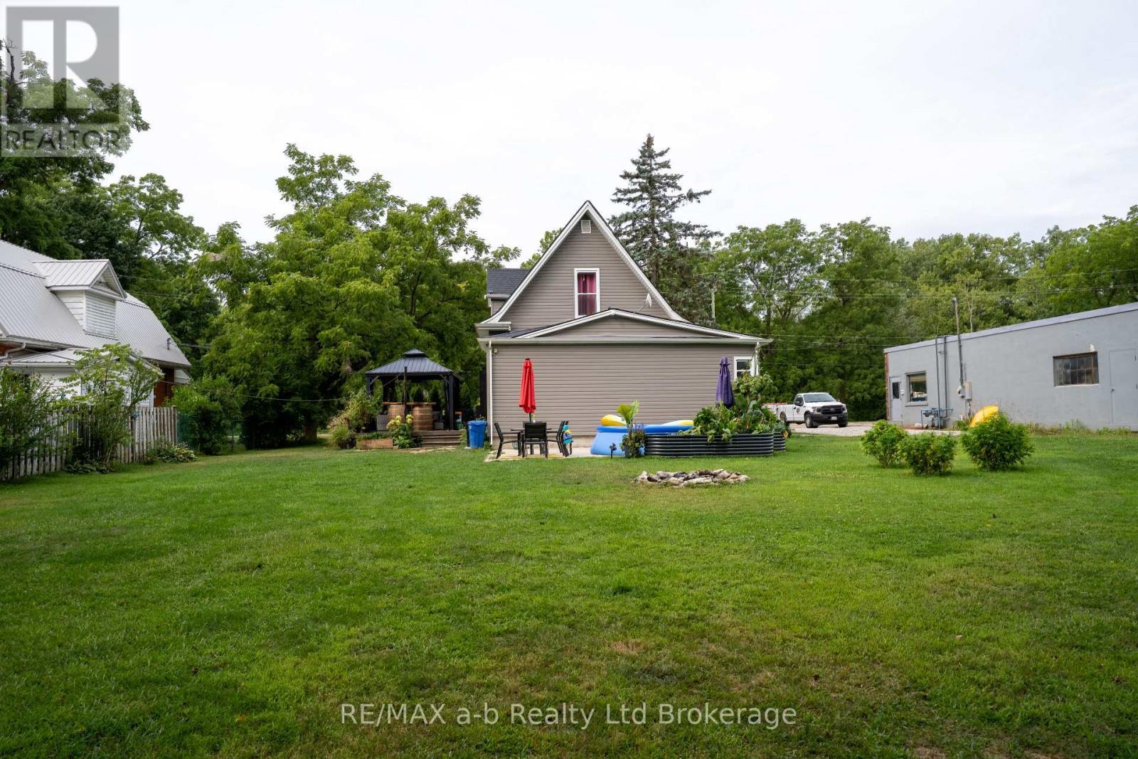 14 Old Vienna Road, Tillsonburg, ON - Outdoor