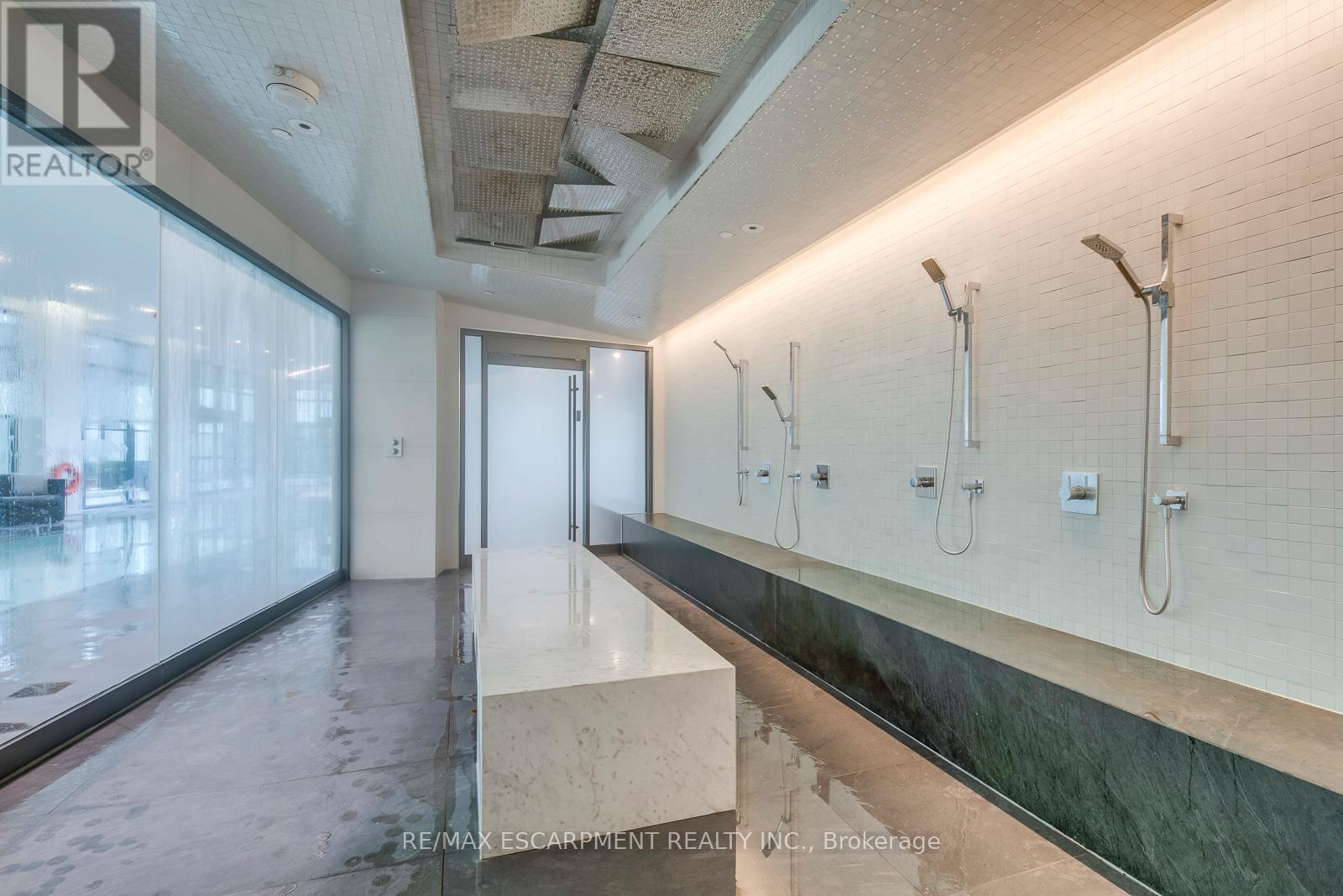 112 - 2450 Old Bronte Road, Oakville, ON - Indoor Photo Showing Other Room