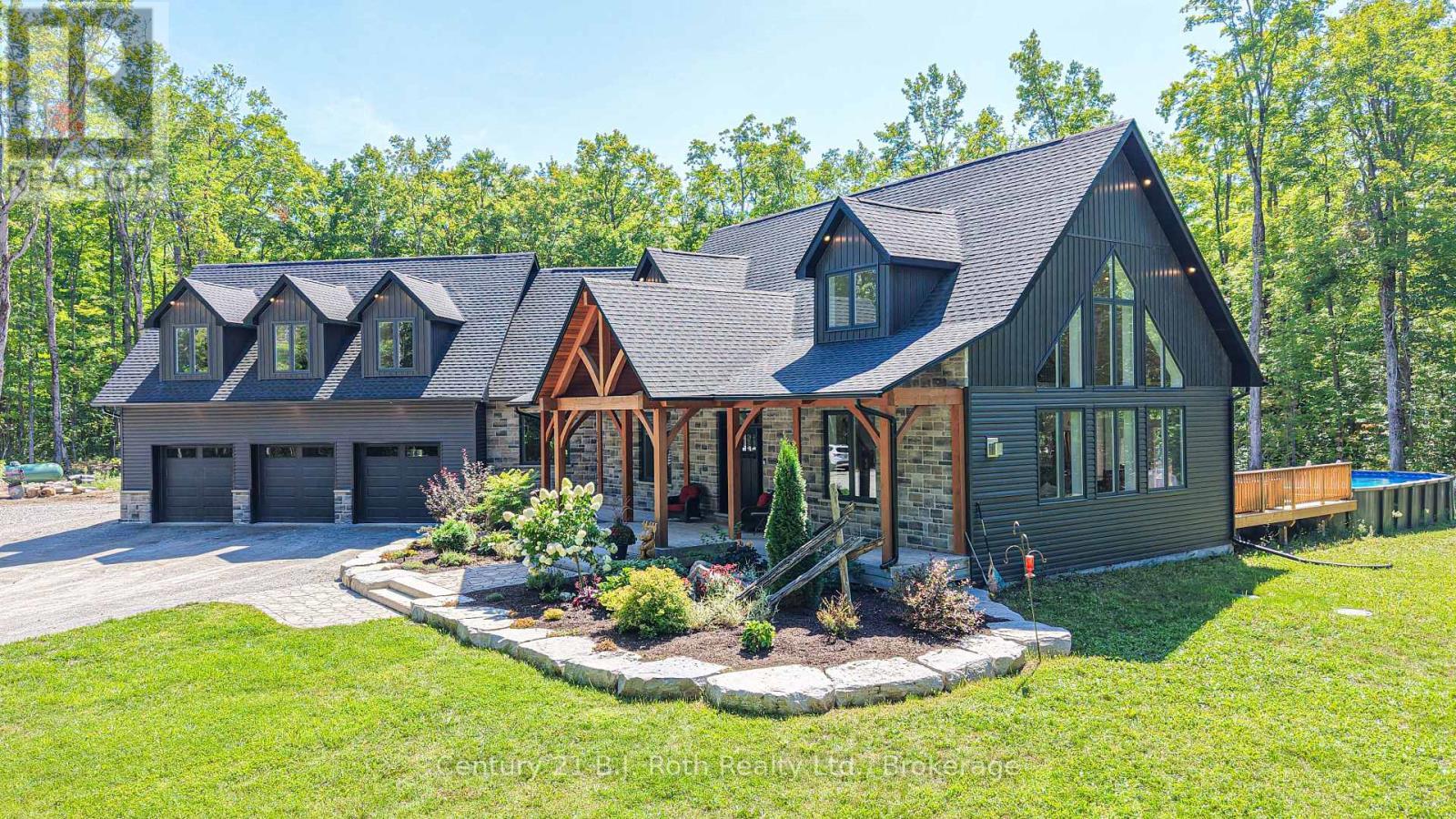 3082 Fairgrounds Road, Severn, ON - Outdoor With Facade