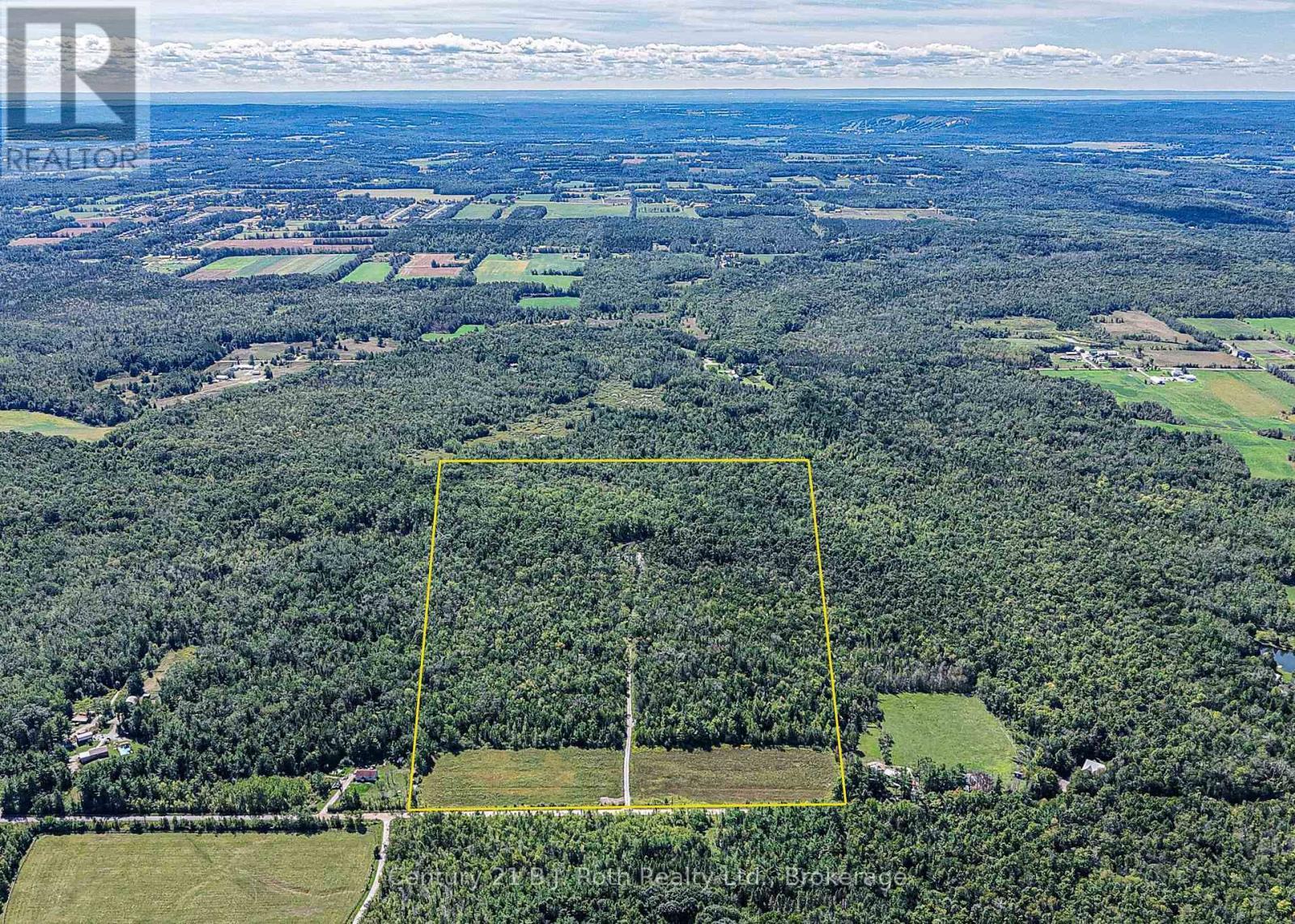 Home built deep in the woods on the hardwood ridge - 3082 Fairgrounds Road, Severn, ON - Outdoor With View