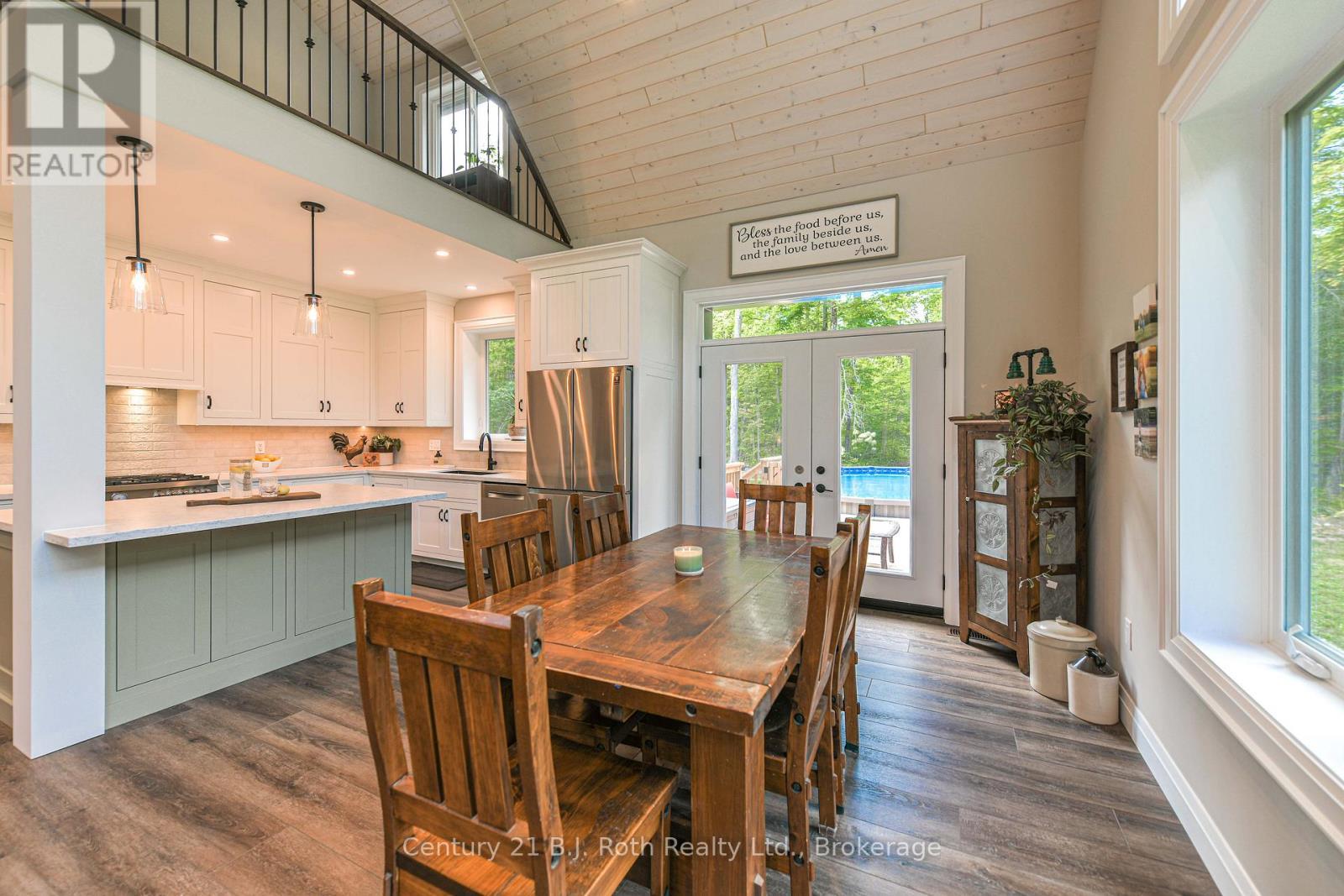 Dining area w/walkout to deck & pool - 3082 Fairgrounds Road, Severn, ON - Indoor Photo Showing Other Room