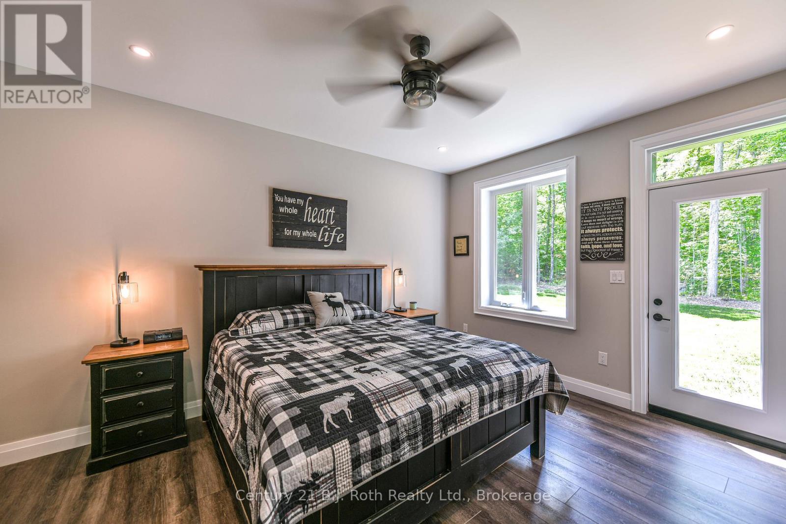 Main floor Primary Bedroom - 3082 Fairgrounds Road, Severn, ON - Indoor Photo Showing Bedroom