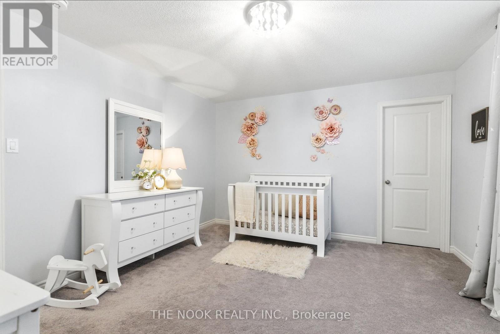 141 Lyle Drive, Clarington (Bowmanville), ON - Indoor Photo Showing Bedroom