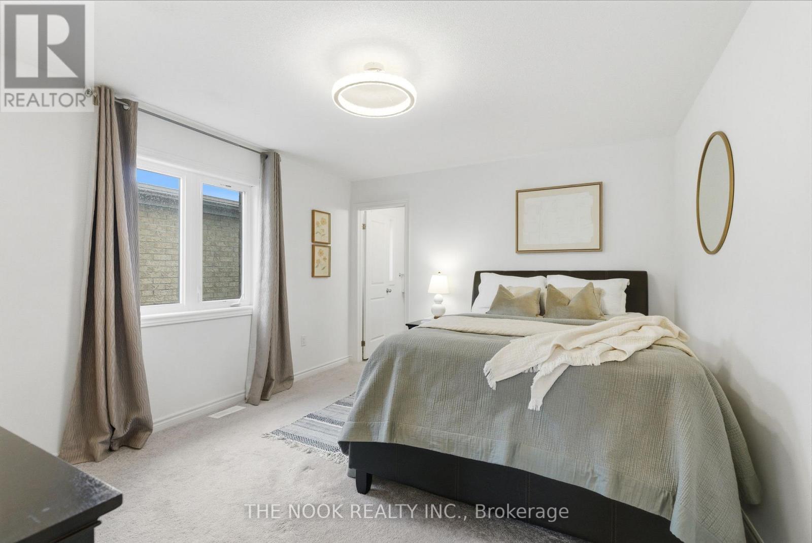 141 Lyle Drive, Clarington (Bowmanville), ON - Indoor Photo Showing Bedroom