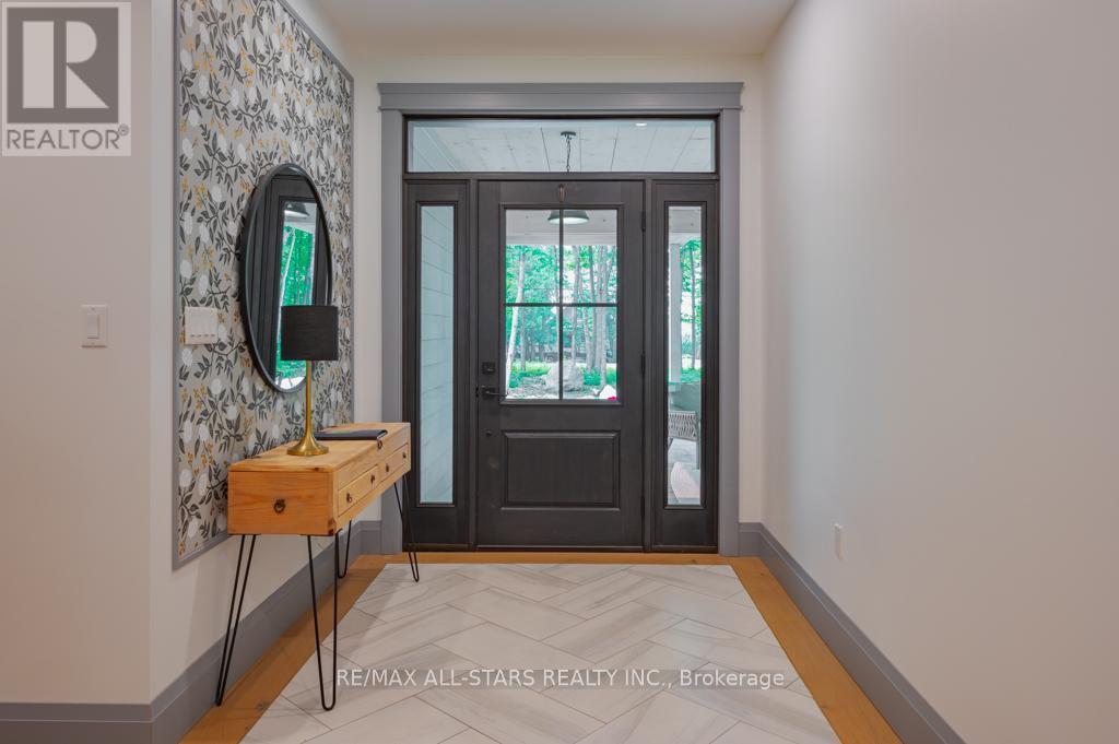 228 Riverside Drive, Kawartha Lakes (Bobcaygeon), ON - Indoor Photo Showing Other Room